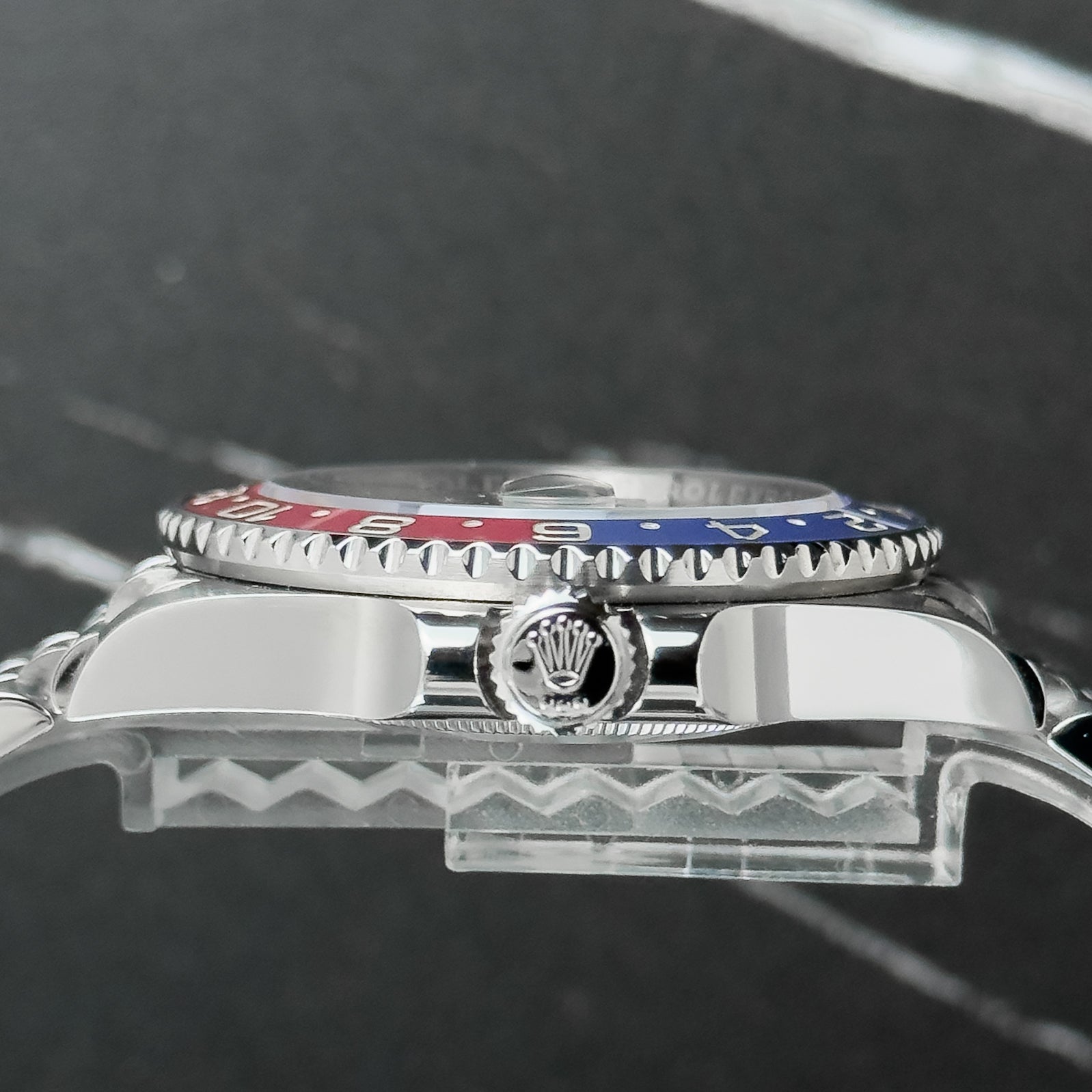 Rolex GMT-Master II “Pepsi” – Ref. 126710BLRO – 40mm Stainless Steel – Full Set – Excellent Condition