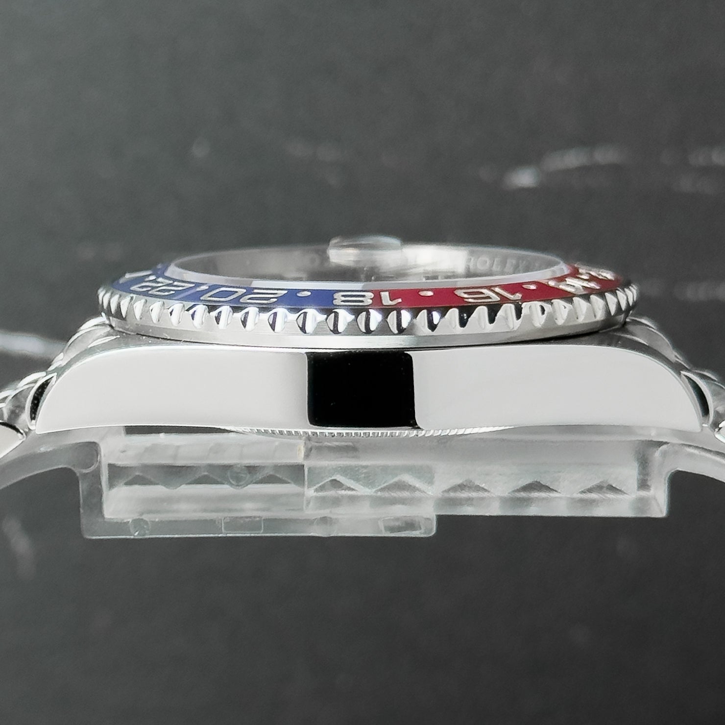 Rolex GMT-Master II “Pepsi” – Ref. 126710BLRO – 40mm Stainless Steel – Full Set – Excellent Condition