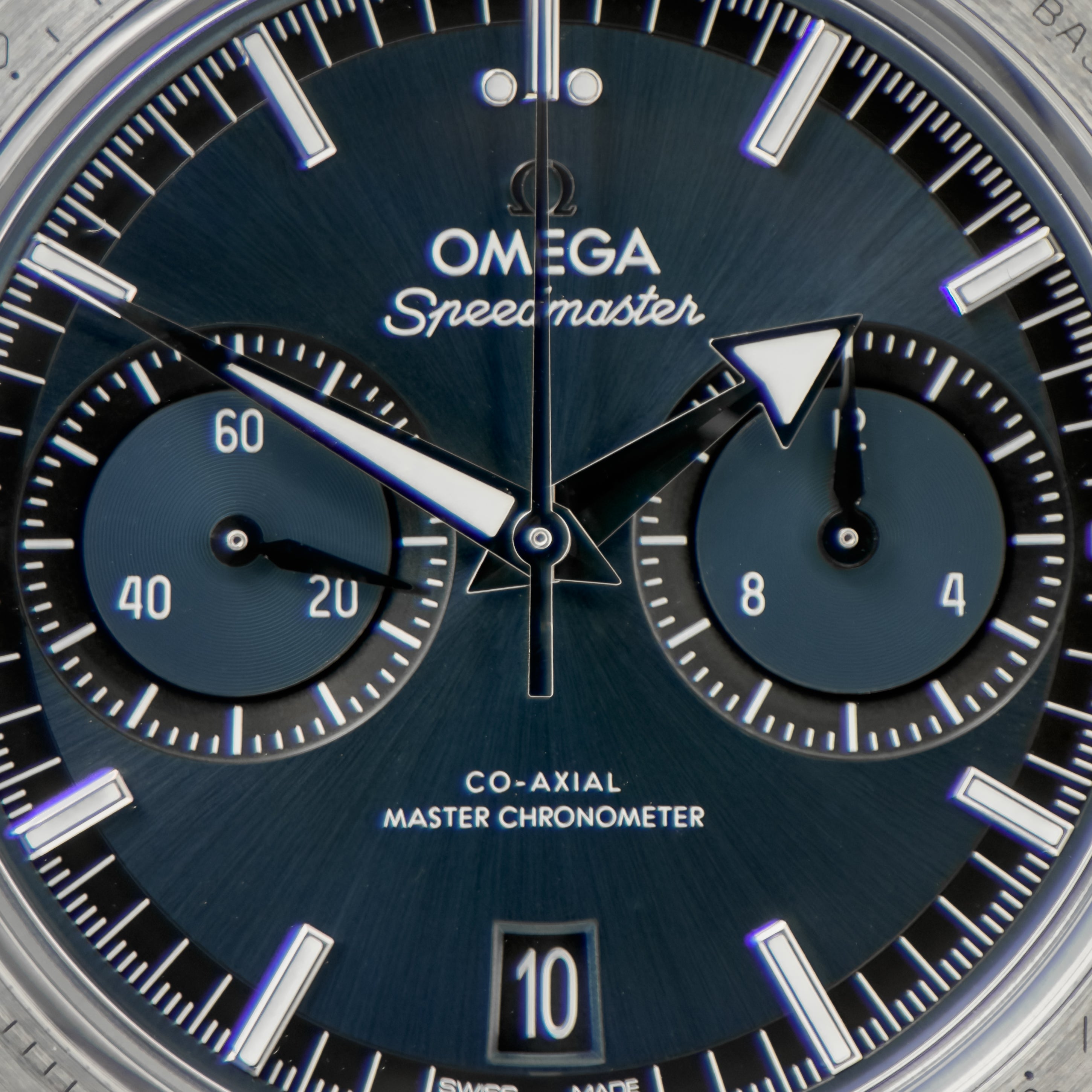 Omega Speedmaster ’57 “Broad Arrow” Blue Dial – Ref. 332.10.41.51.03.001 – 40.5mm Stainless Steel – Full Set – Excellent Condition