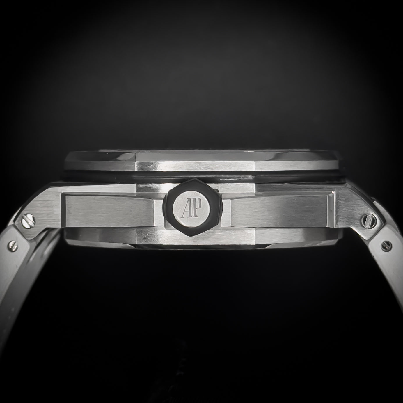 Audemars Piguet Royal Oak Offshore Diver – Ref. 15710ST.OO.A002CA.01 – 42mm