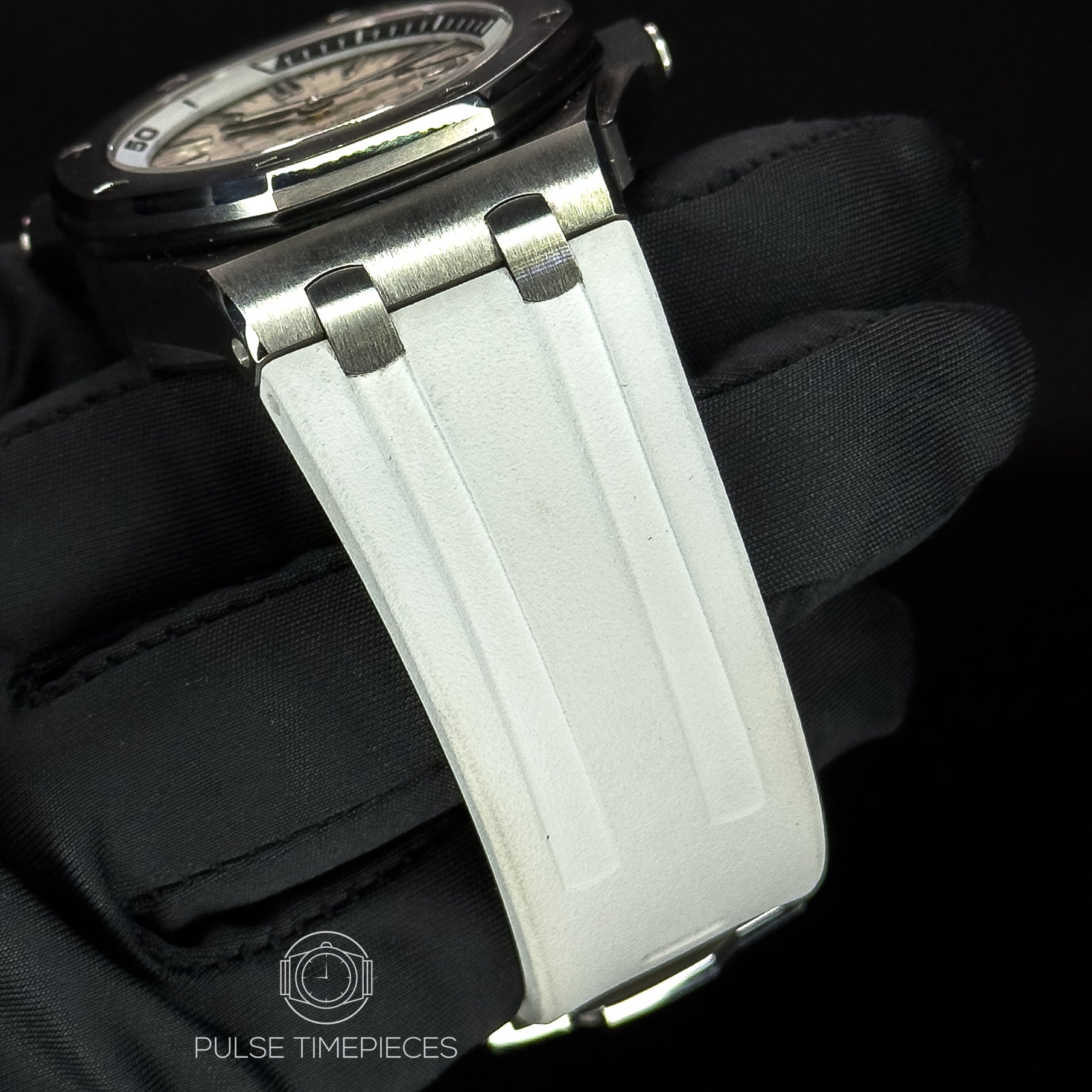 Audemars Piguet Royal Oak Offshore Diver – Ref. 15710ST.OO.A002CA.01 – 42mm