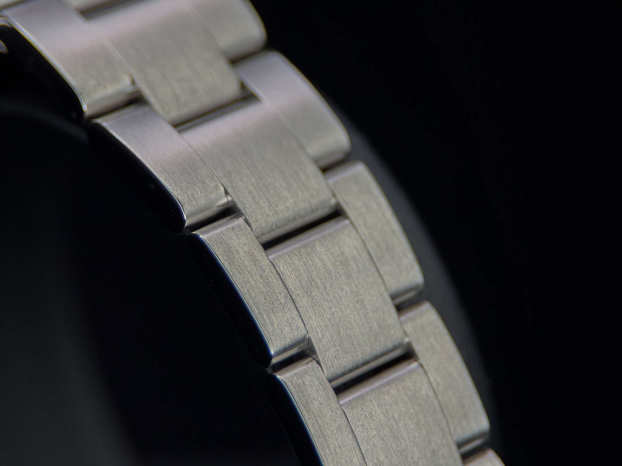 Rolex Oyster Perpetual 31mm “Candy Pink” – 277200