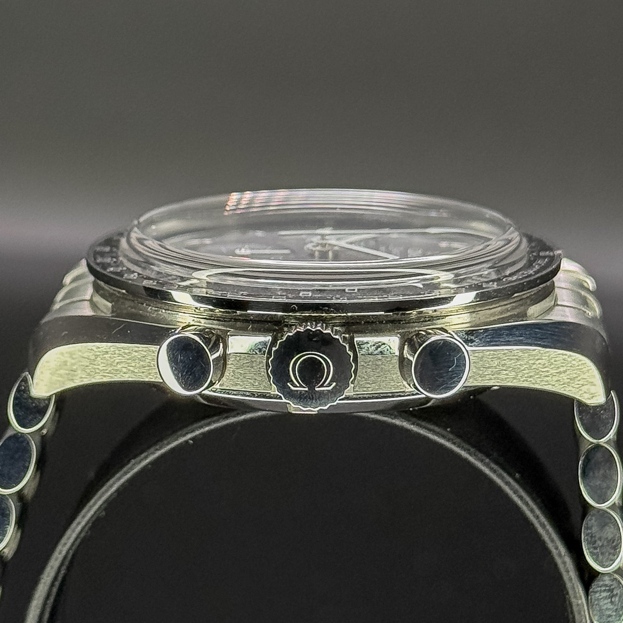 Omega Speedmaster Professional “Moonwatch” Sapphire Sandwich – Ref. 310.30.42.50.01.002 – 42mm Stainless Steel – Full Set – Excellent Condition
