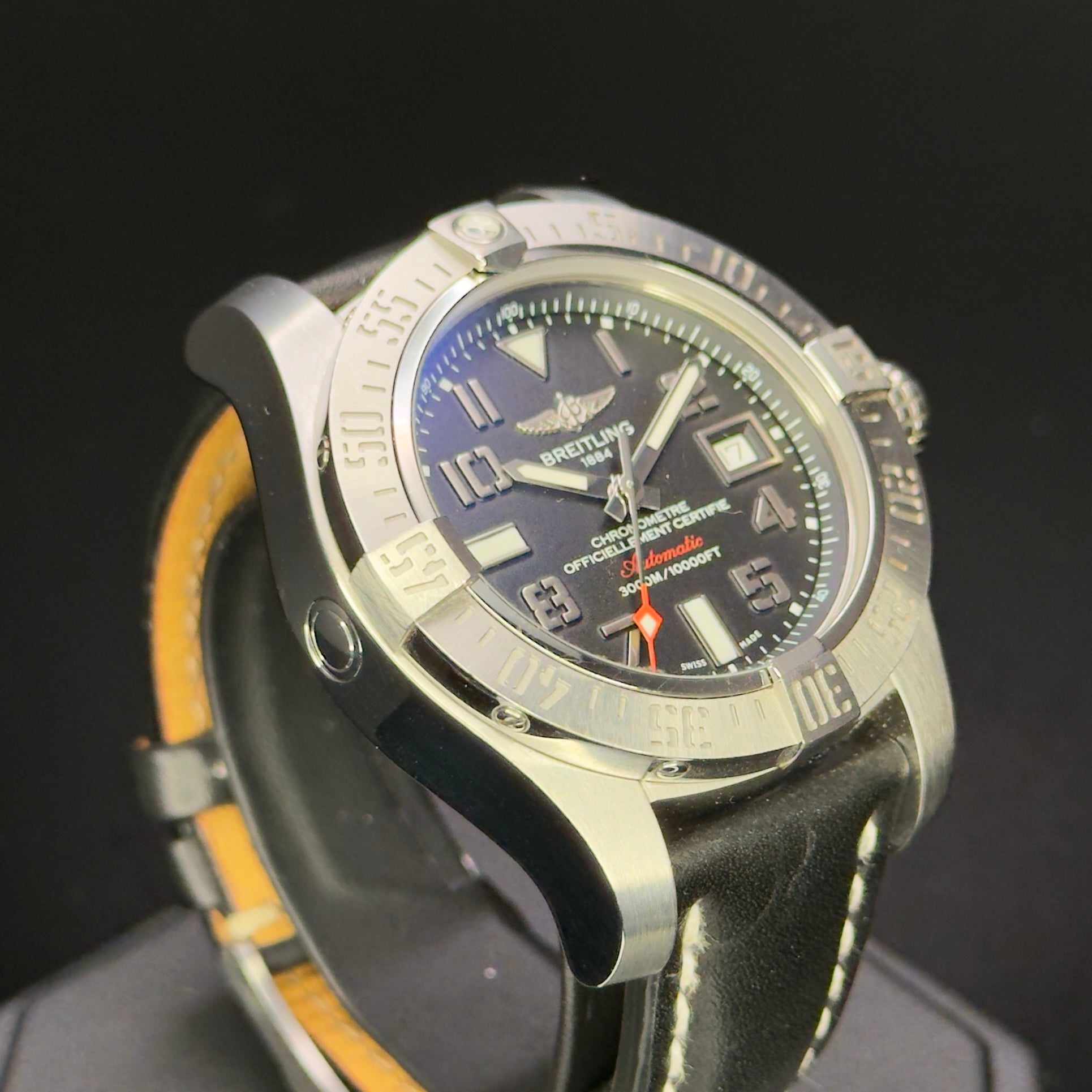 Breitling Avenger Seawolf II – Ref. A17330 – 45mm Stainless Steel – Full Set – Excellent Condition