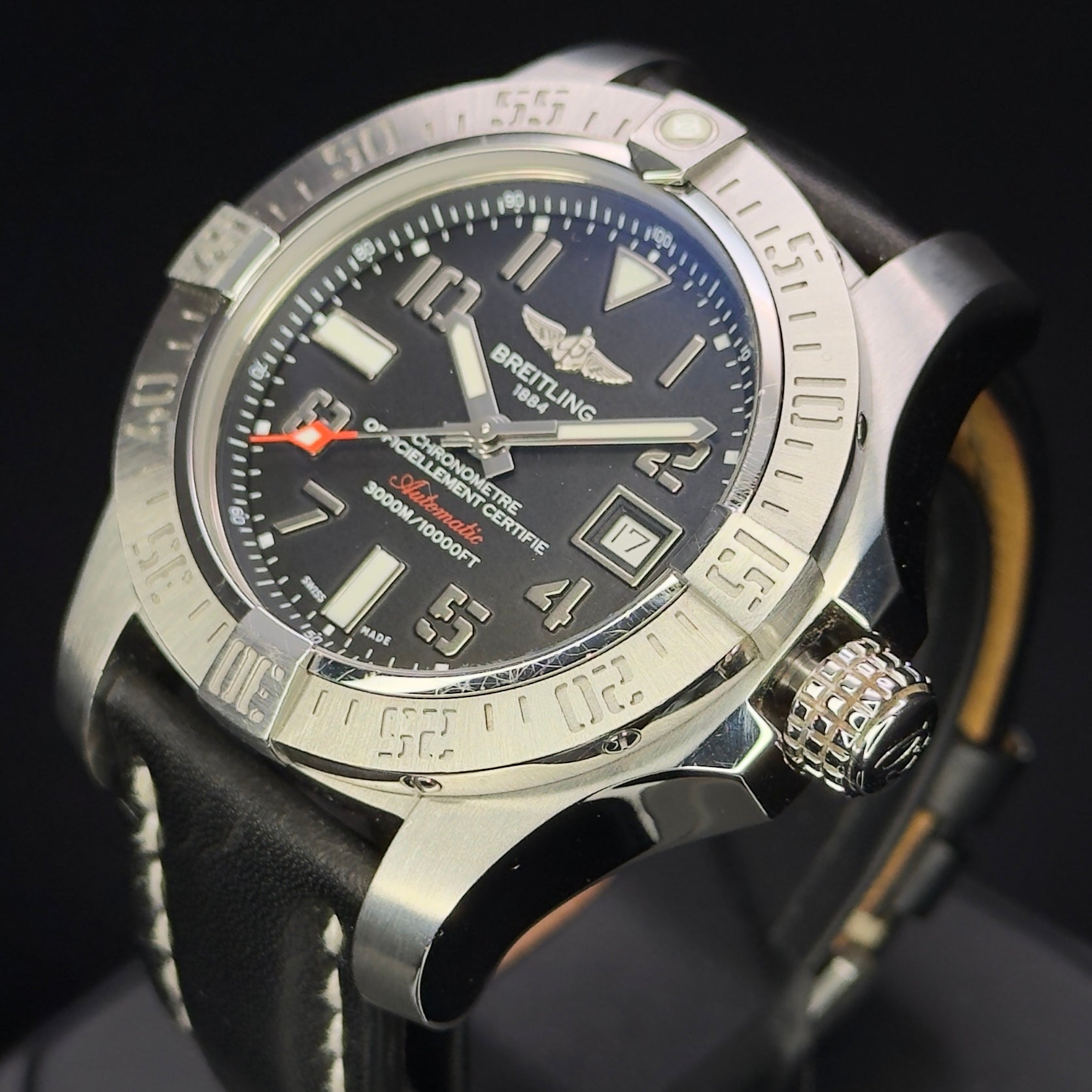 Breitling Avenger Seawolf II – Ref. A17330 – 45mm Stainless Steel – Full Set – Excellent Condition