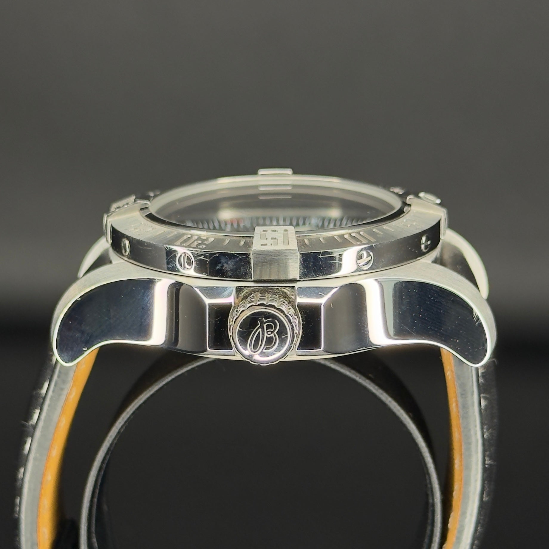 Breitling Avenger Seawolf II – Ref. A17330 – 45mm Stainless Steel – Full Set – Excellent Condition