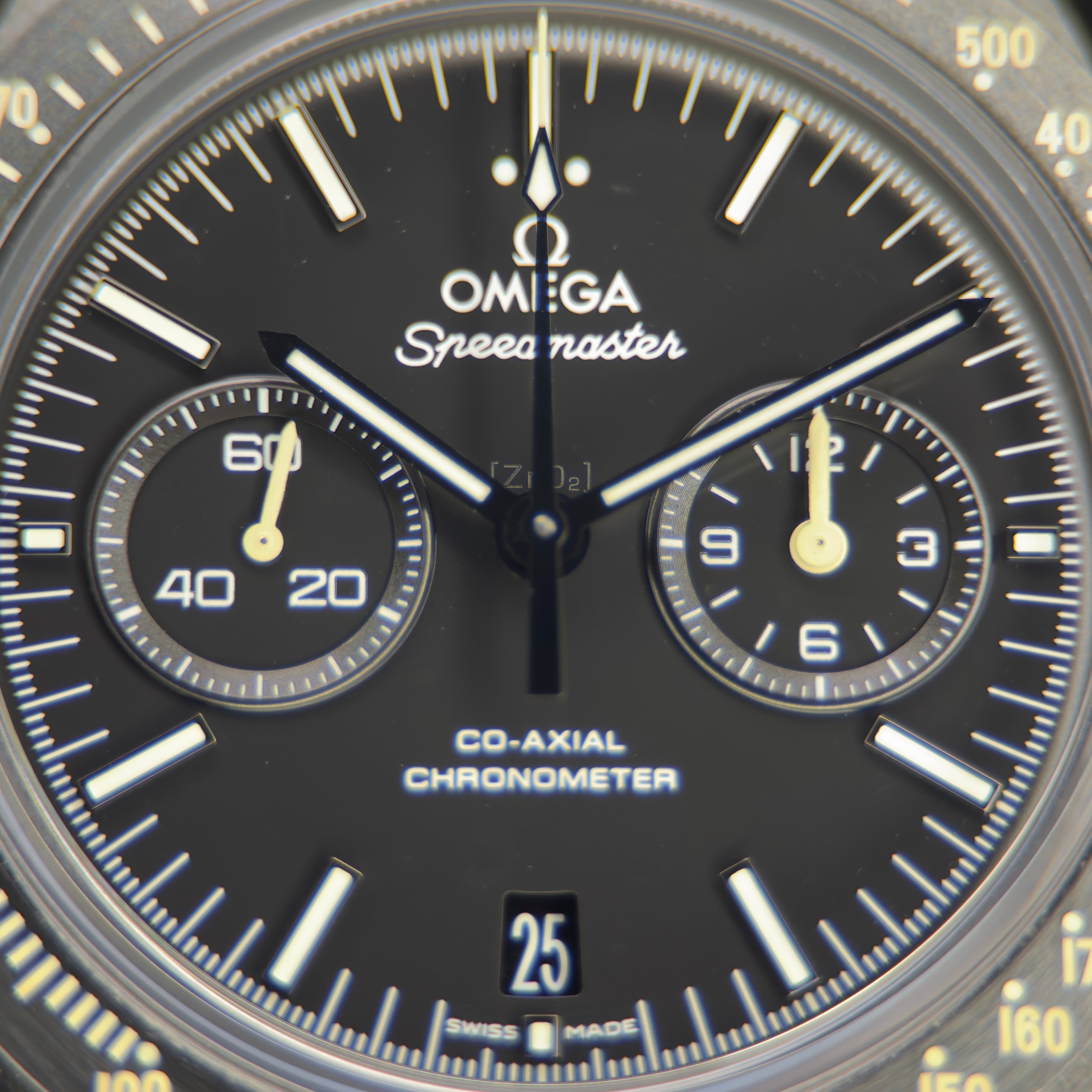 Omega Speedmaster “Dark Side of the Moon” – Ref. 311.92.44.51.01.004 – 44.25mm Black Ceramic – Full Set – Excellent Condition