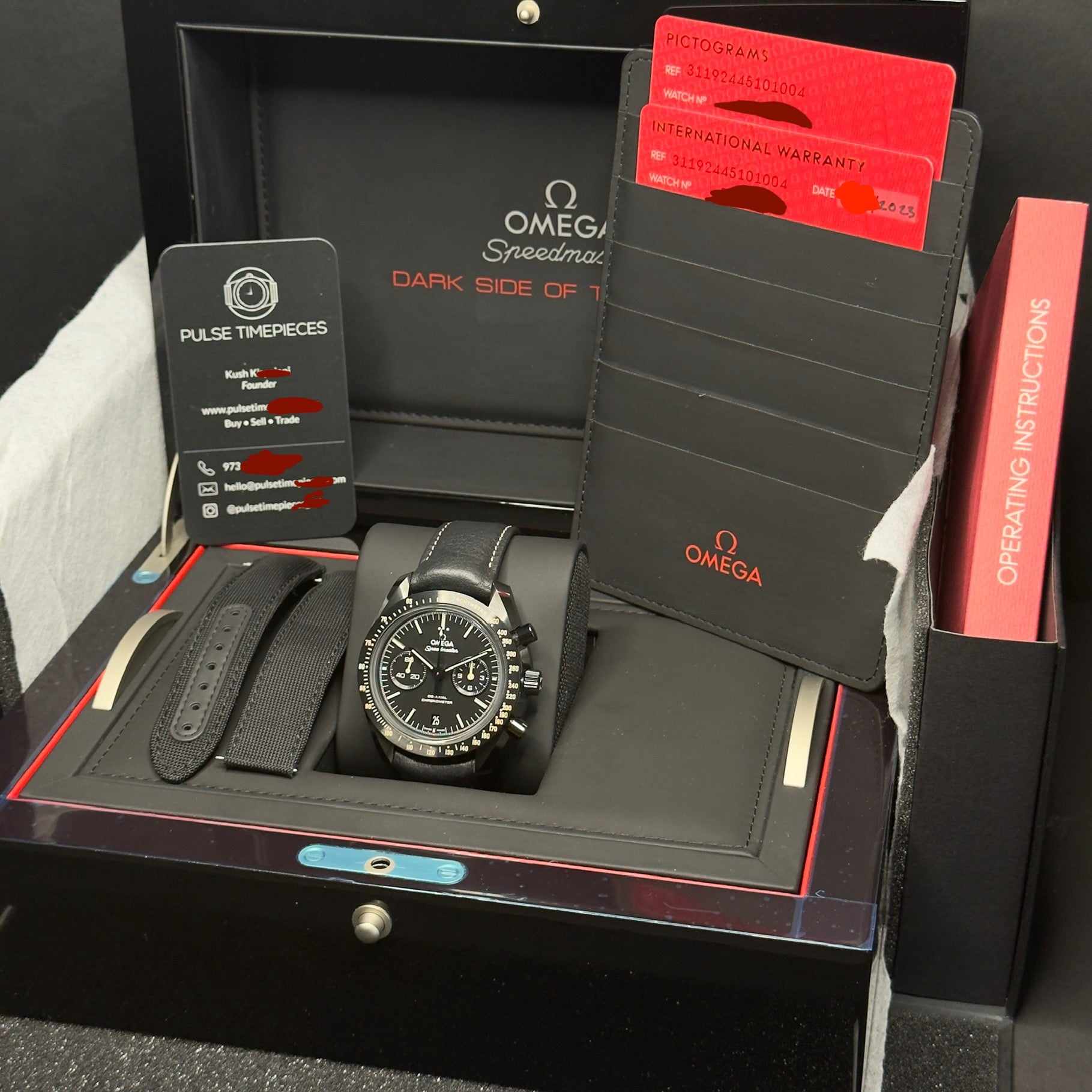 Omega Speedmaster “Dark Side of the Moon” – Ref. 311.92.44.51.01.004 – 44.25mm Black Ceramic – Full Set – Excellent Condition
