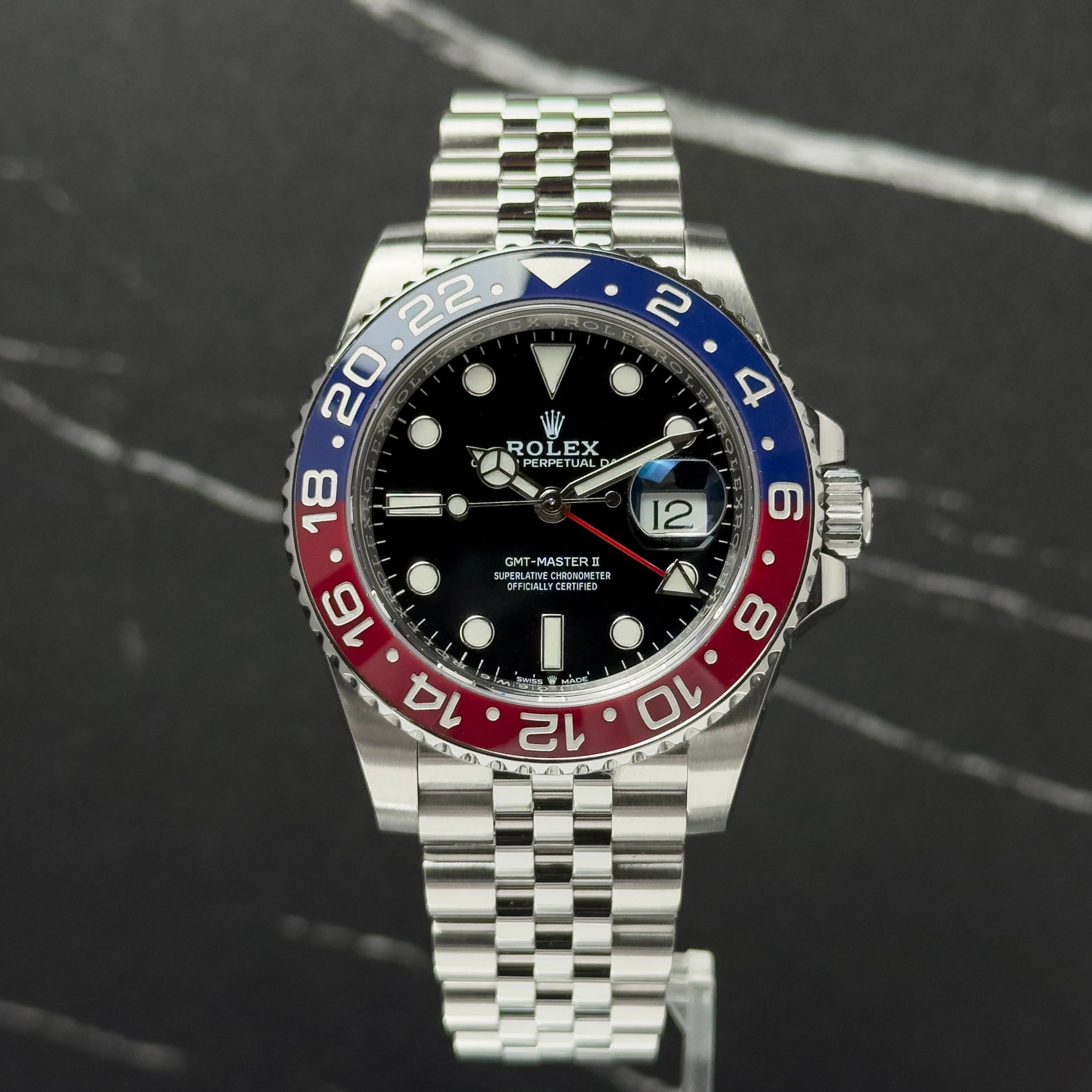 Rolex GMT-Master II “Pepsi” – Ref. 126710BLRO – 40mm Stainless Steel – Full Set – Excellent Condition