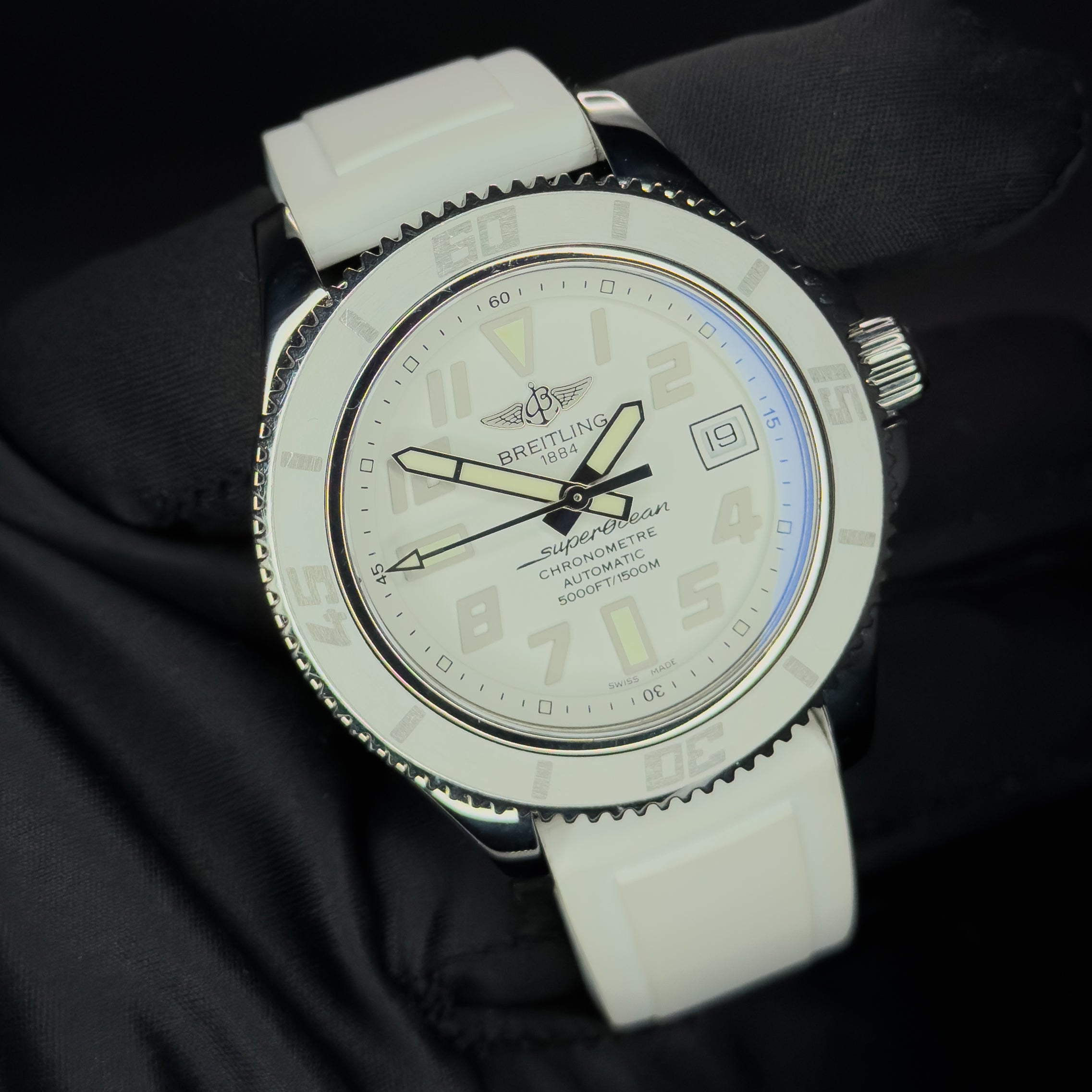 Breitling Superocean 42 White Dial – Ref. A17364 – 42mm Stainless Steel – Watch & Box Only
