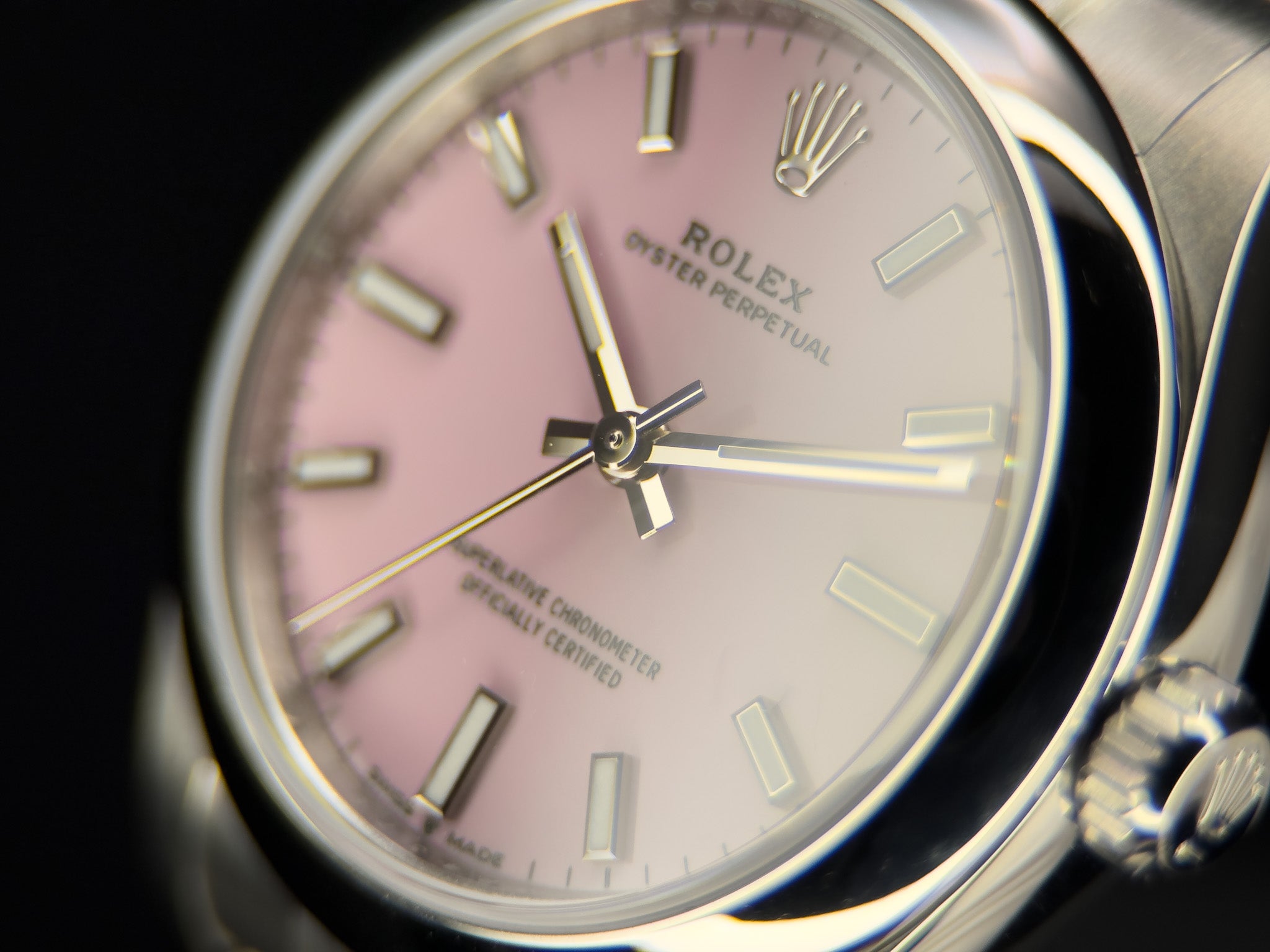 Rolex Oyster Perpetual 31mm “Candy Pink” – 277200